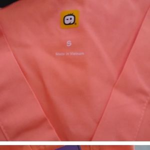 NWT WonderWink Peach Scrub Set (Small top, Small Tall Bottoms).little big on me